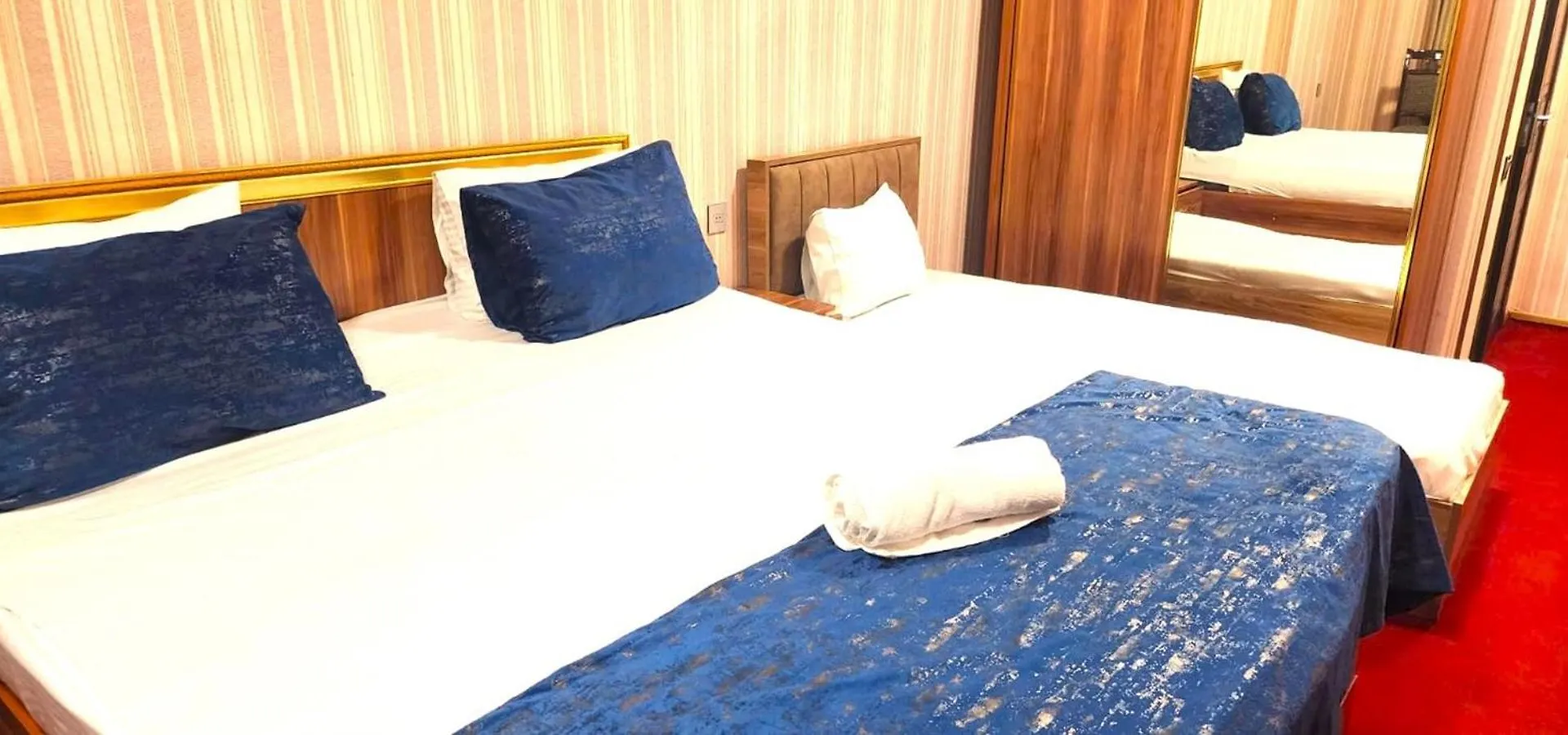 Ariva Center Hotel
